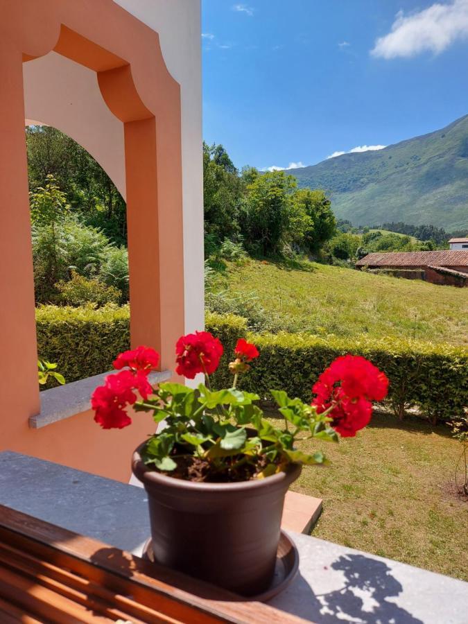 El Cuadron Bed and Breakfast Camango Εξωτερικό φωτογραφία